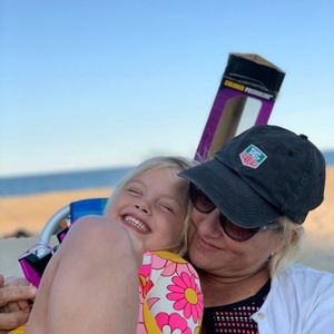 Meet your Posher, Sara